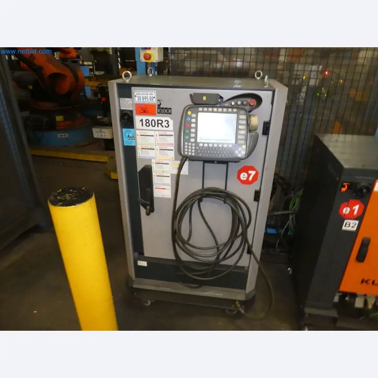 Robots, welding equipment and assembly accessories from the automotive industry-28