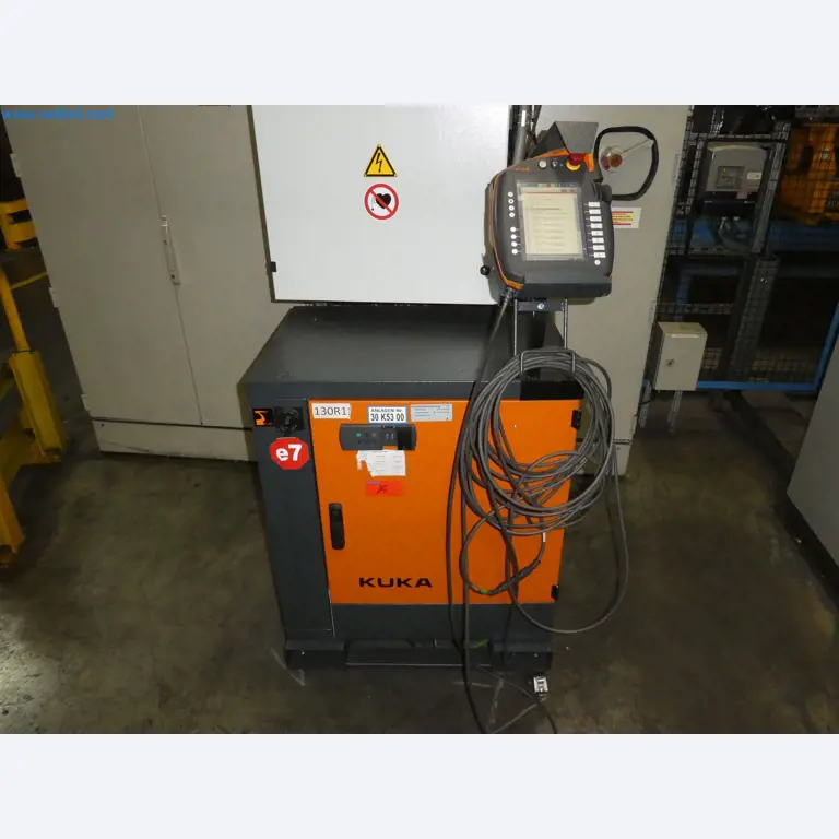 Robots, welding equipment and assembly accessories from the automotive industry-2