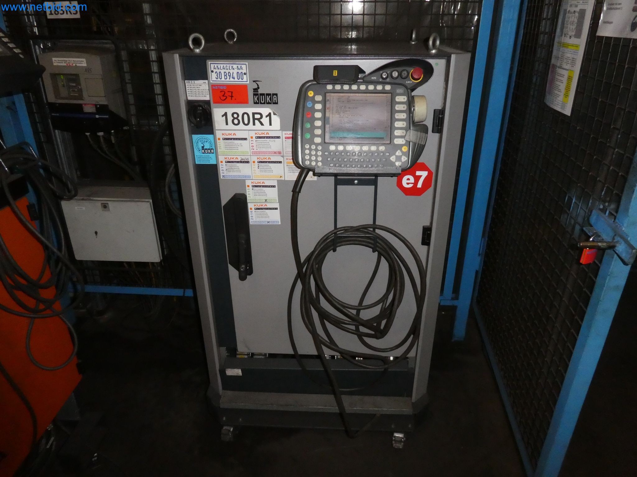 Robots, welding equipment and assembly accessories from the automotive industry-30