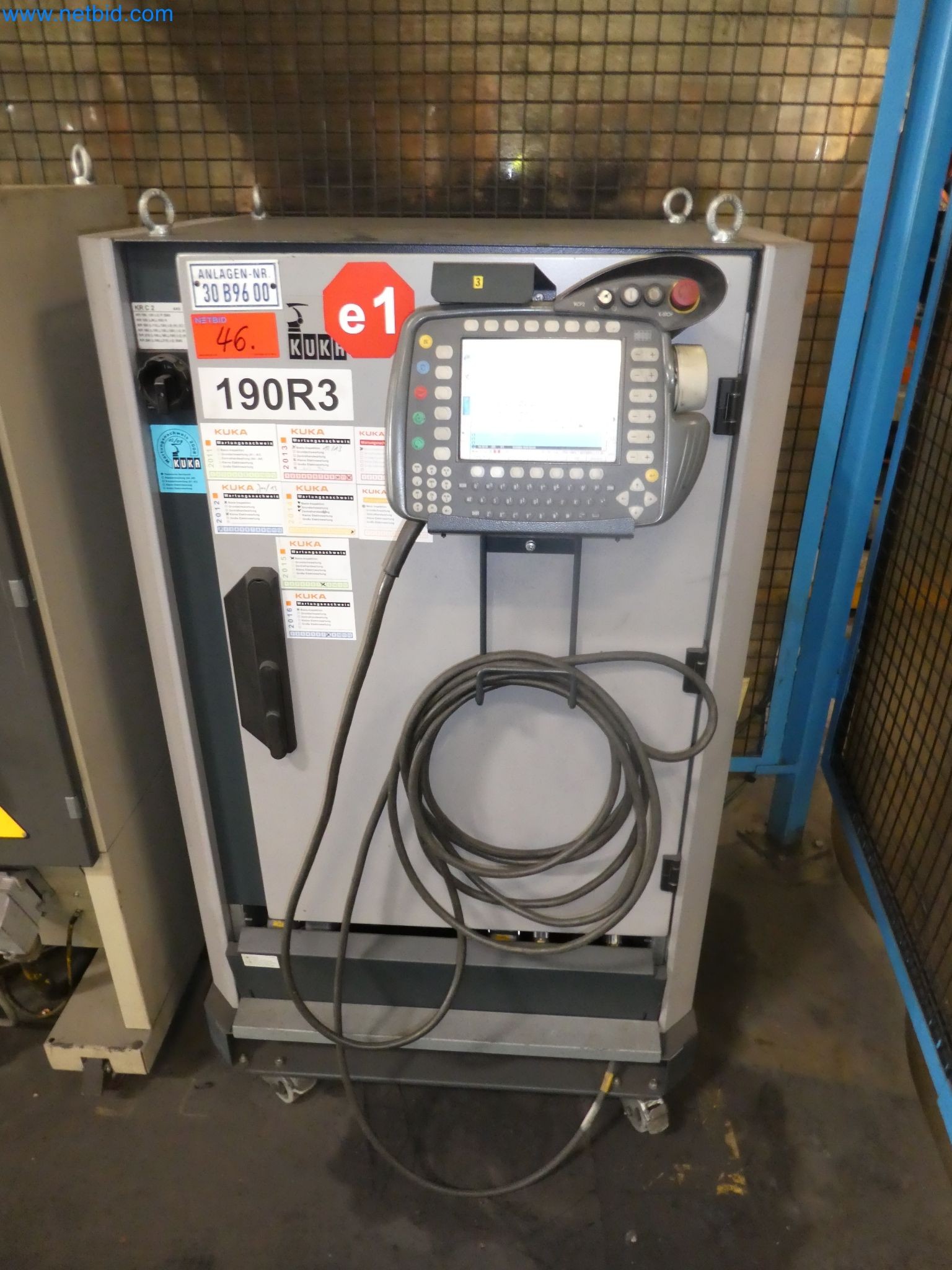 Robots, welding equipment and assembly accessories from the automotive industry-36