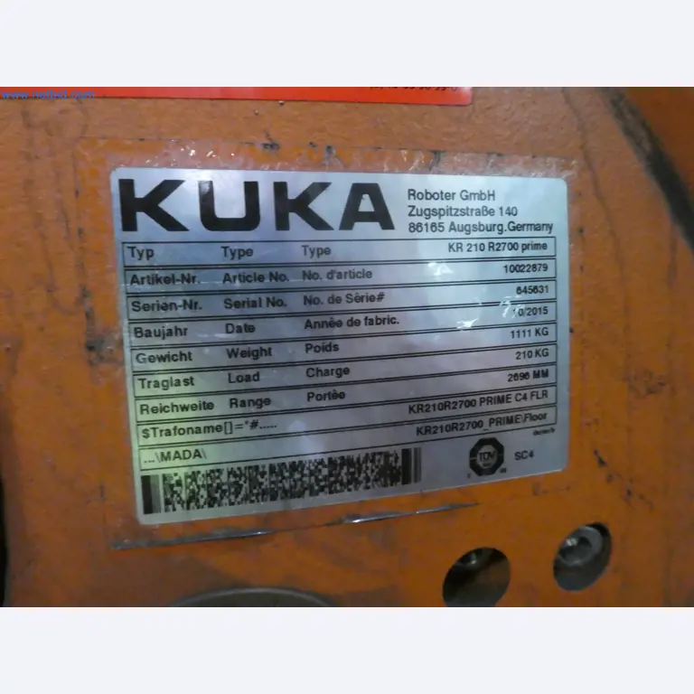 Robots, welding equipment and assembly accessories from the automotive industry-43