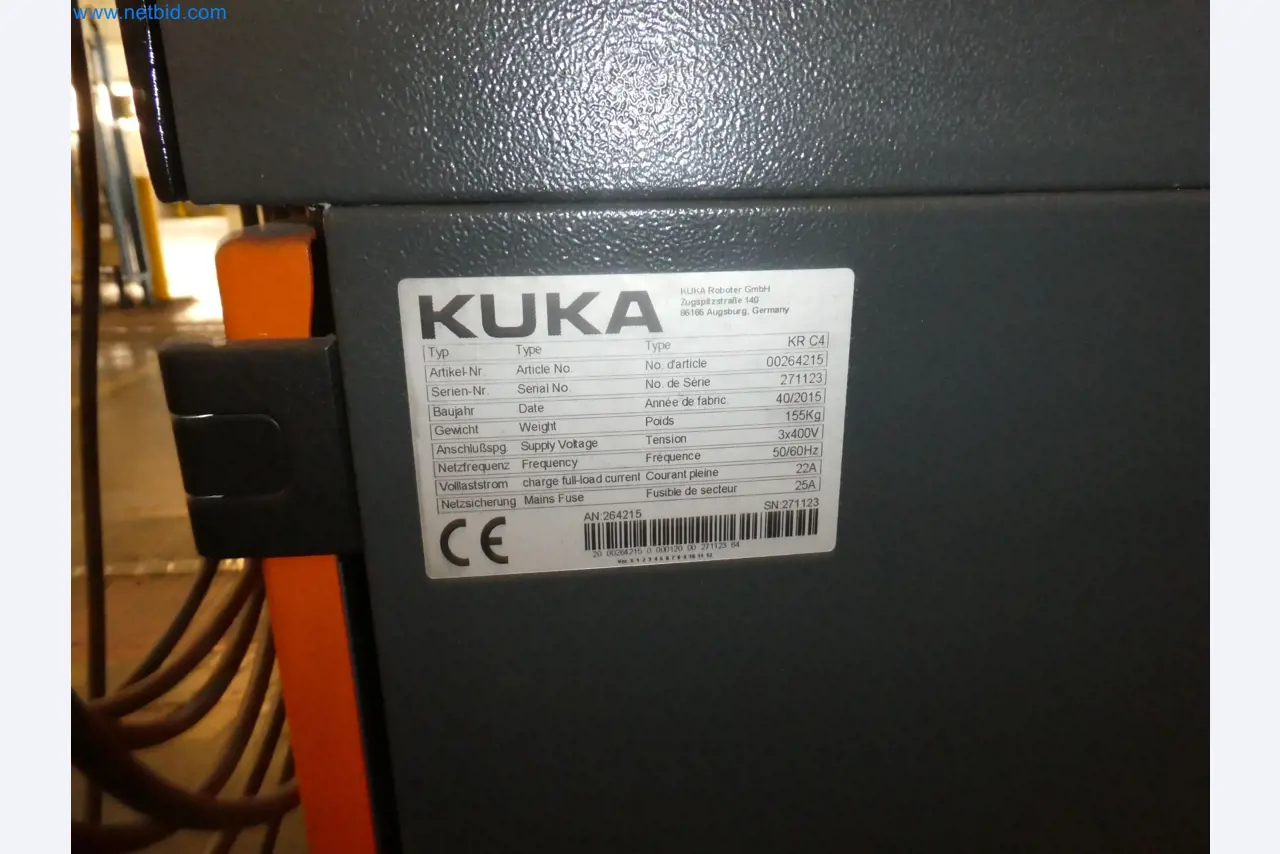 Robots, welding equipment and assembly accessories from the automotive industry-45