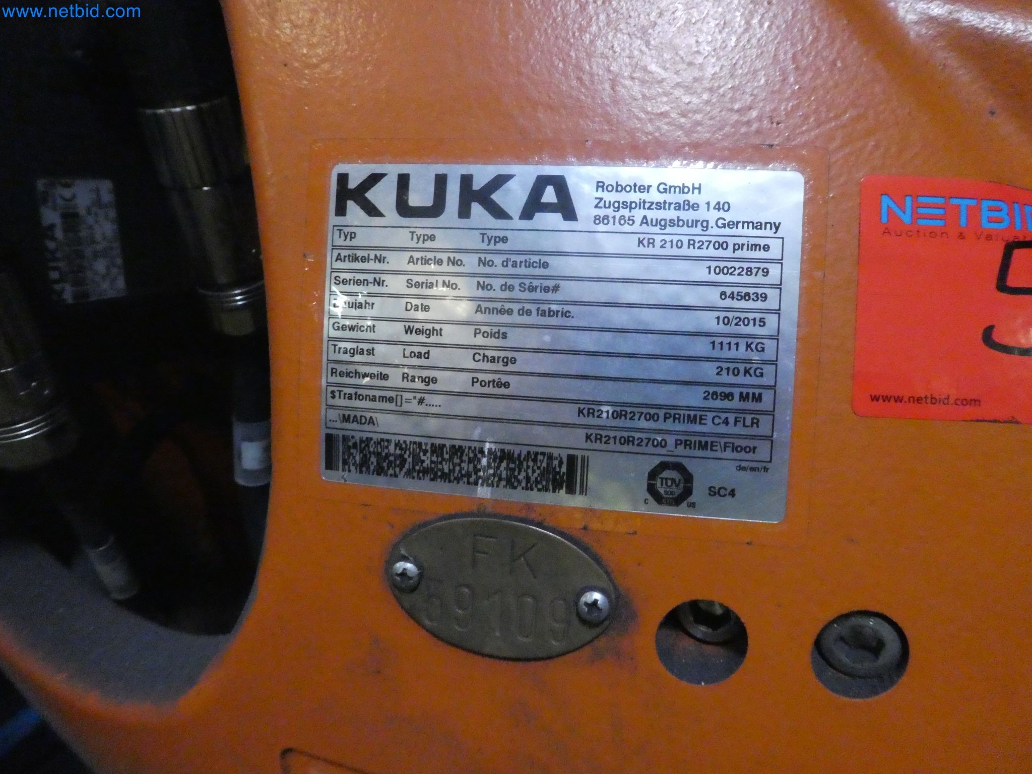 Robots, welding equipment and assembly accessories from the automotive industry-52