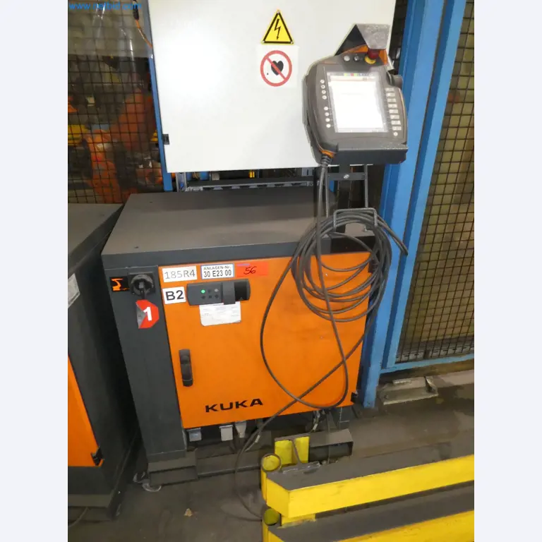 Robots, welding equipment and assembly accessories from the automotive industry-53