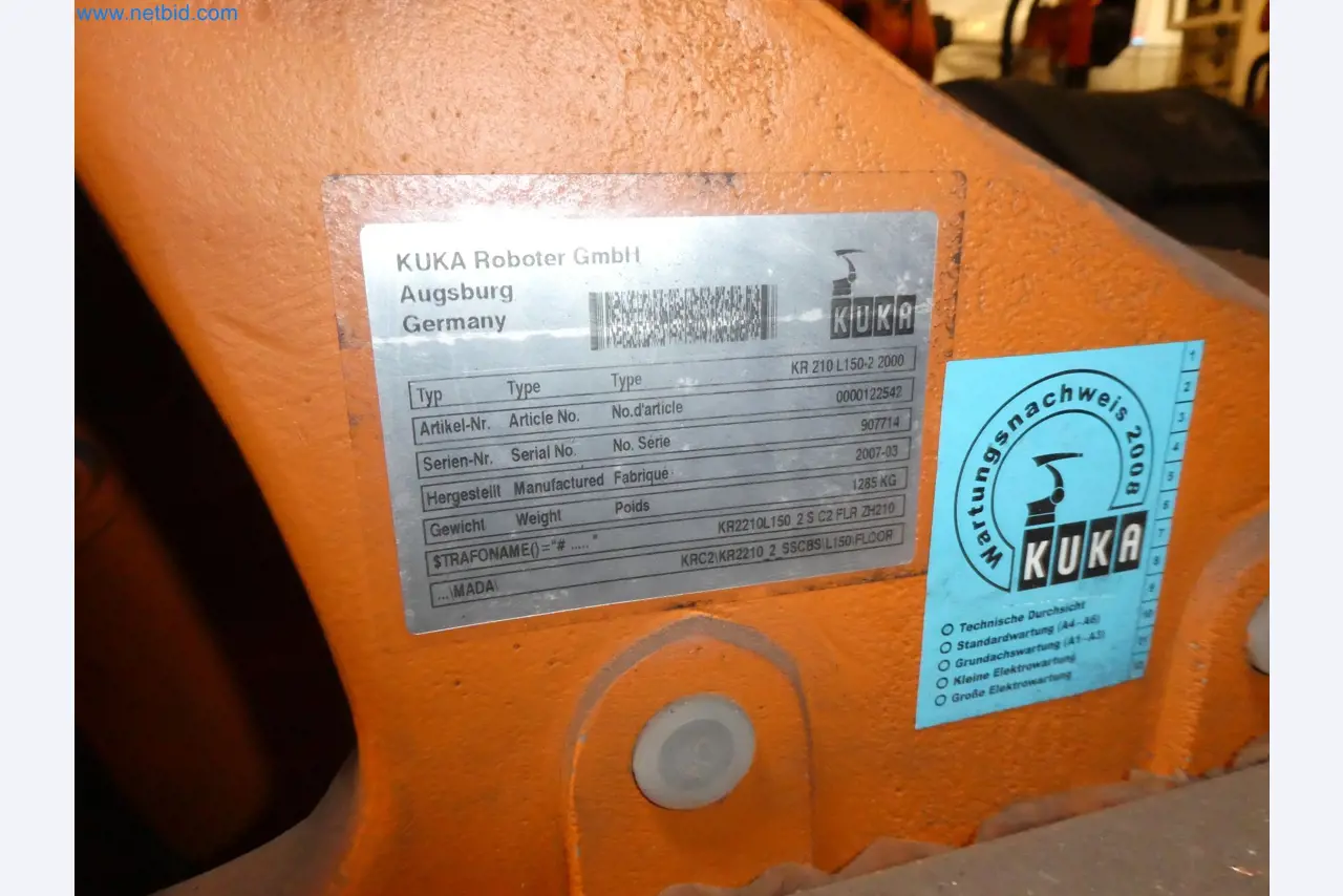 Robots, welding equipment and assembly accessories from the automotive industry-58