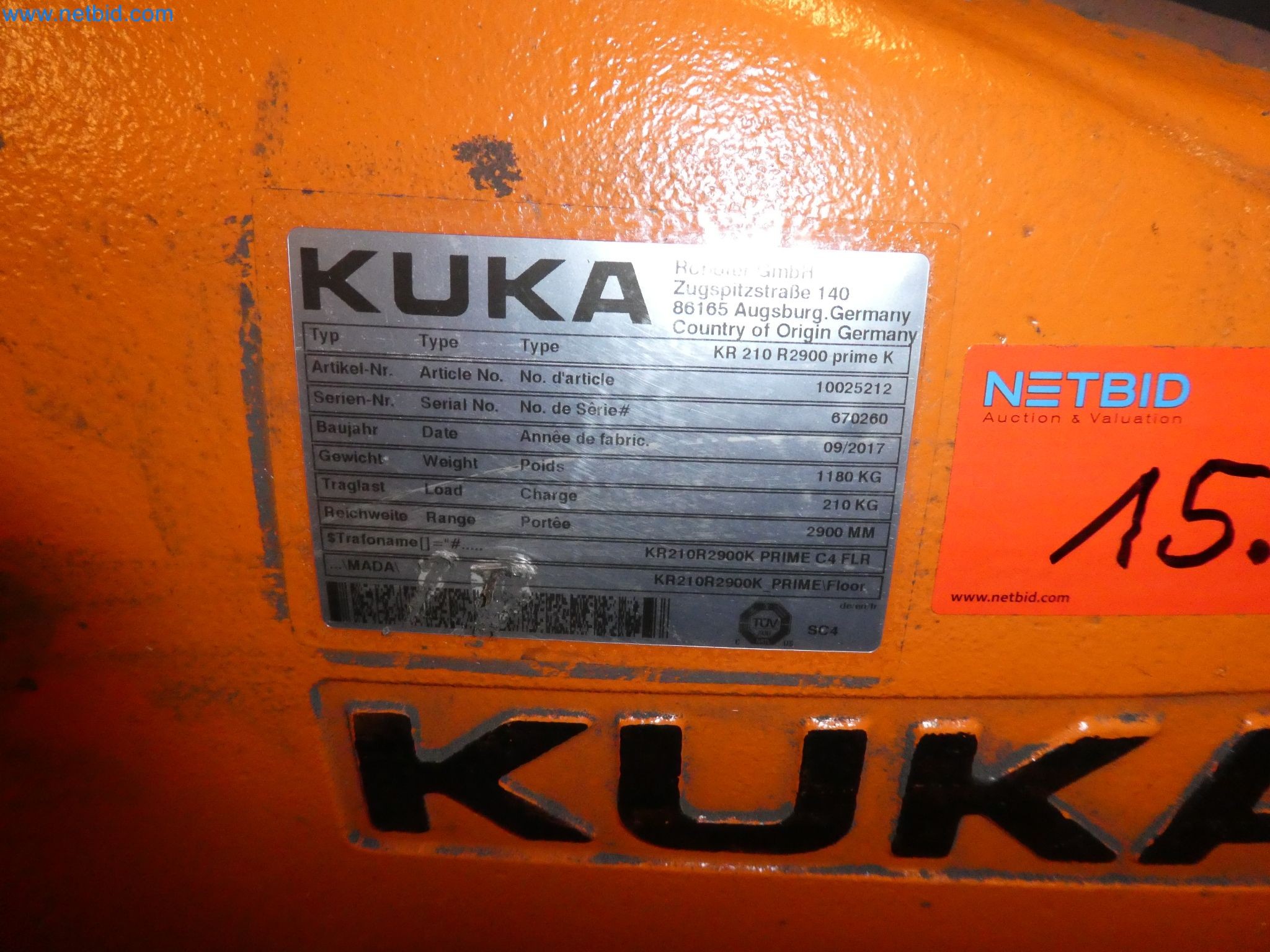 Robots, welding equipment and assembly accessories from the automotive industry-5