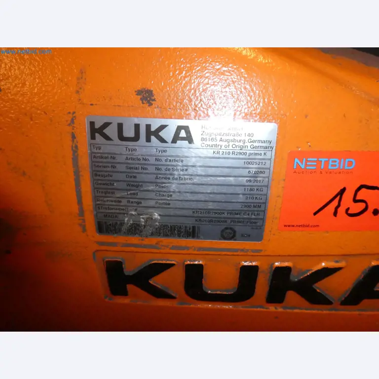 Robots, welding equipment and assembly accessories from the automotive industry-5