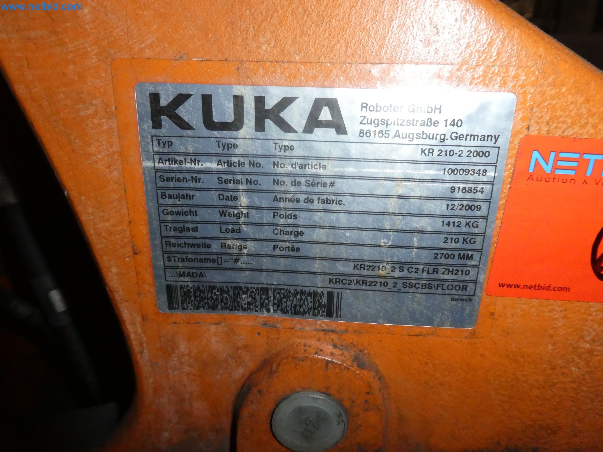 Robots, welding equipment and assembly accessories from the automotive industry-69