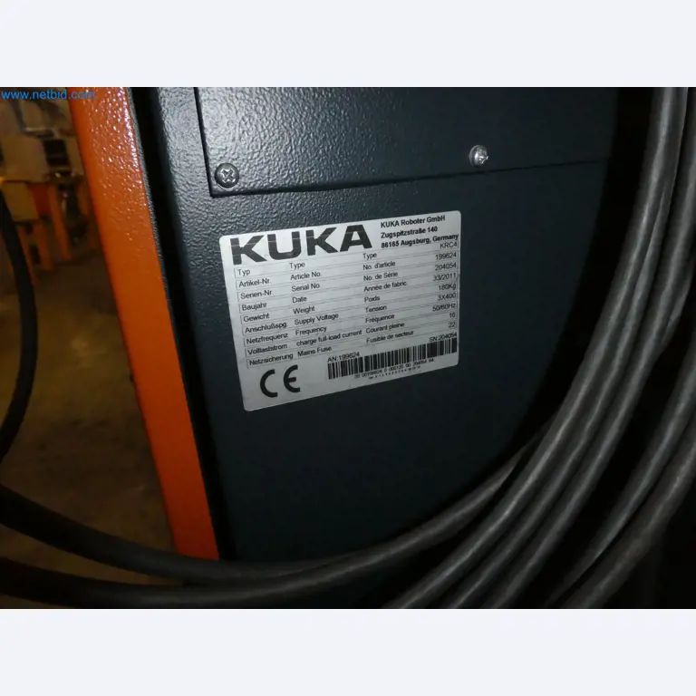 Robots, welding equipment and assembly accessories from the automotive industry-6