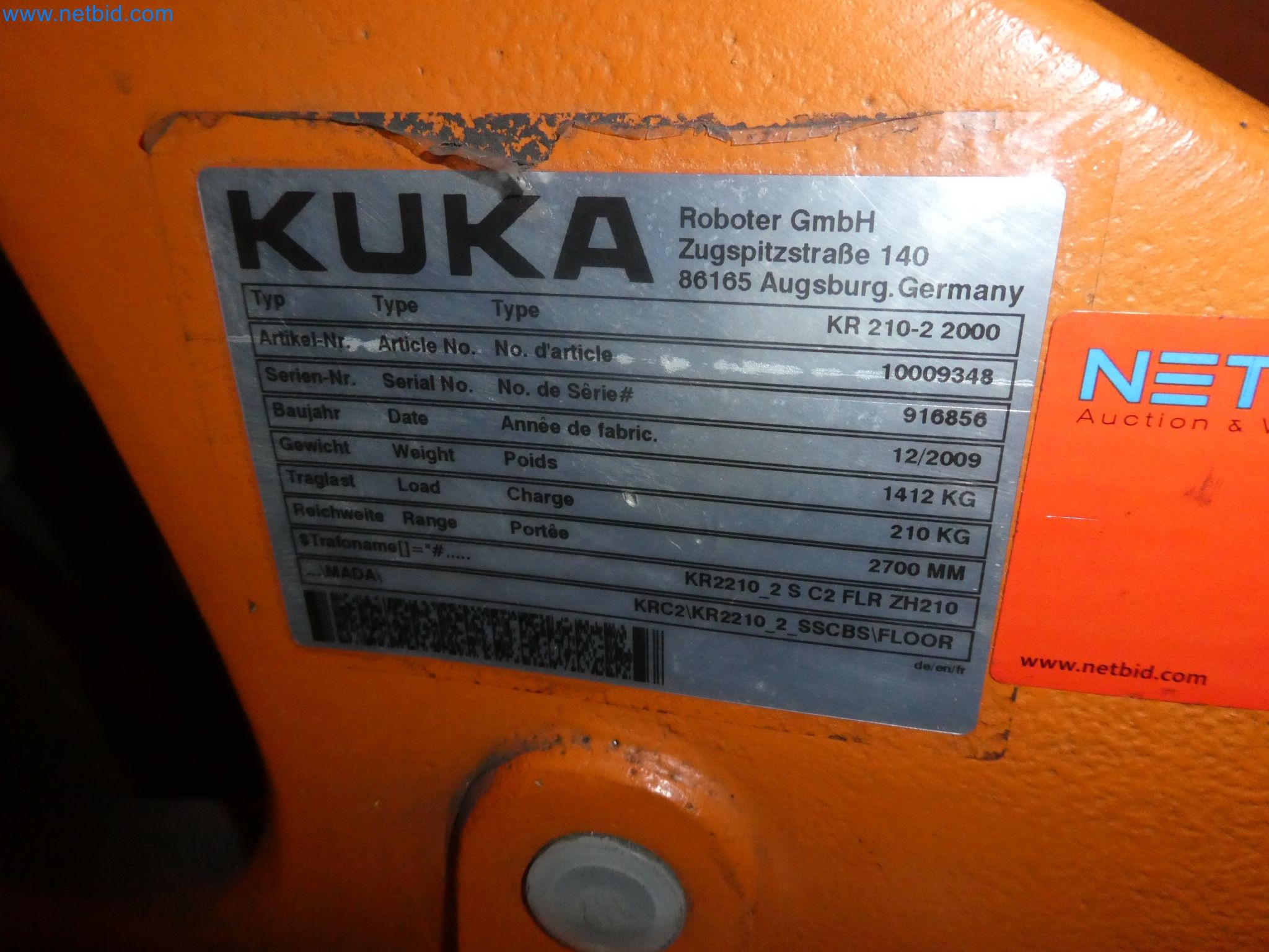 Robots, welding equipment and assembly accessories from the automotive industry-71