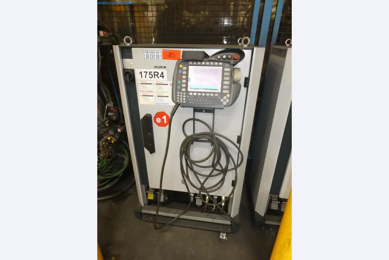 Robots, welding equipment and assembly accessories from the automotive industry-72