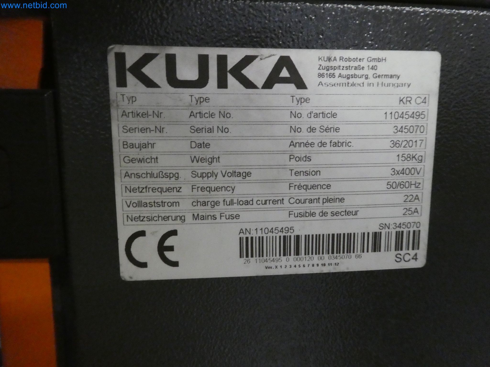 Robots, welding equipment and assembly accessories from the automotive industry-75