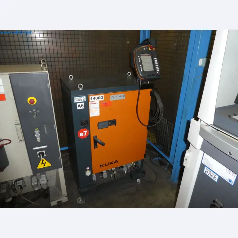 Robots, welding equipment and assembly accessories from the automotive industry-7