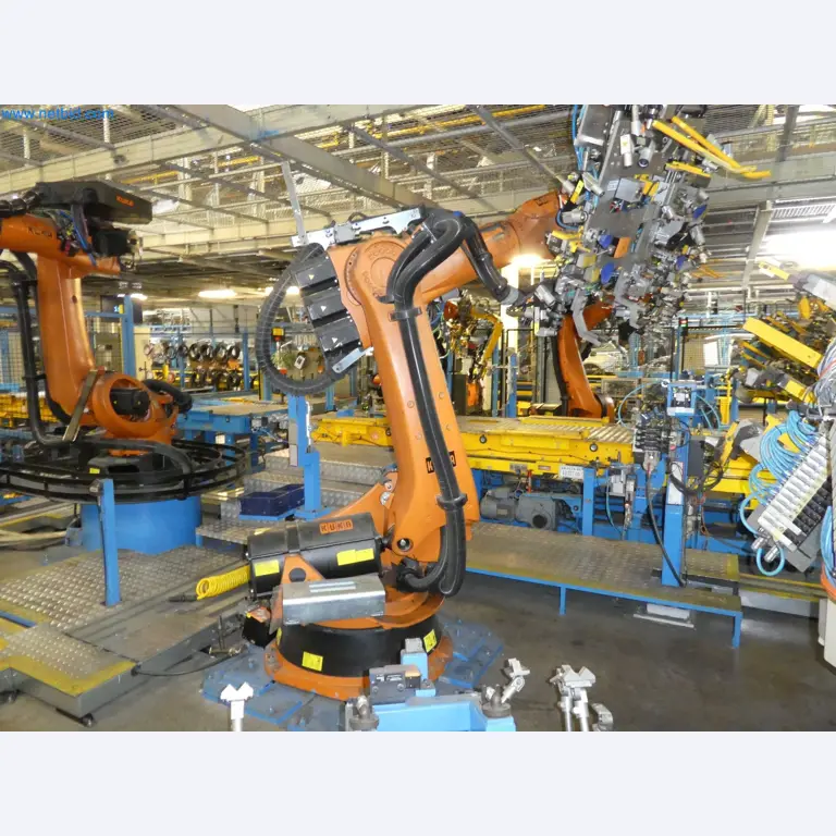 Robots, welding equipment and assembly accessories from the automotive industry-11