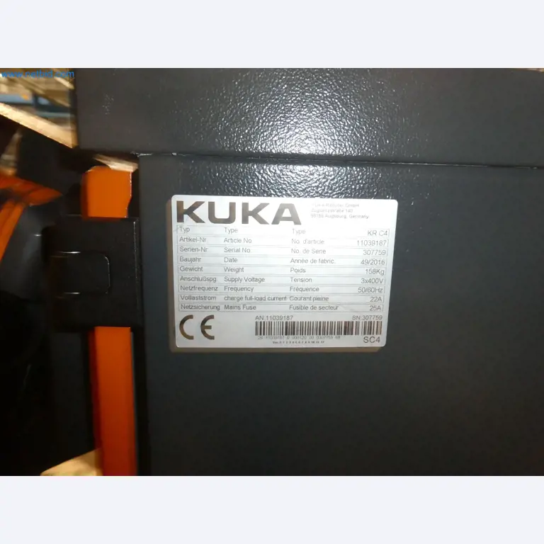 Robots, welding equipment and assembly accessories from the automotive industry-20