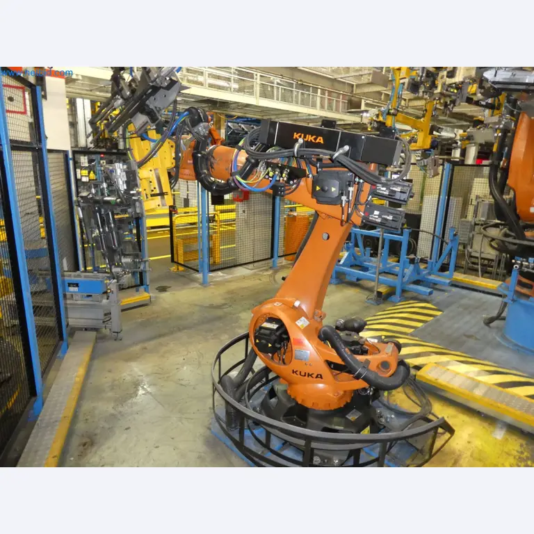 Robots, welding equipment and assembly accessories from the automotive industry-21