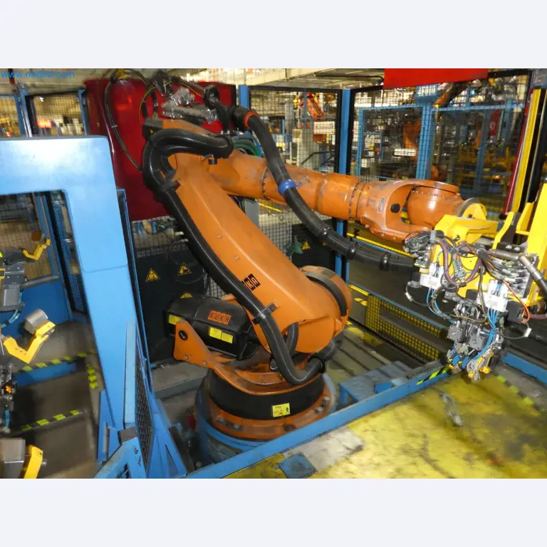 Robots, welding equipment and assembly accessories from the automotive industry-29