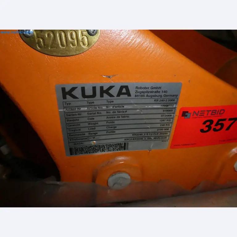 Robots, welding equipment and assembly accessories from the automotive industry-45