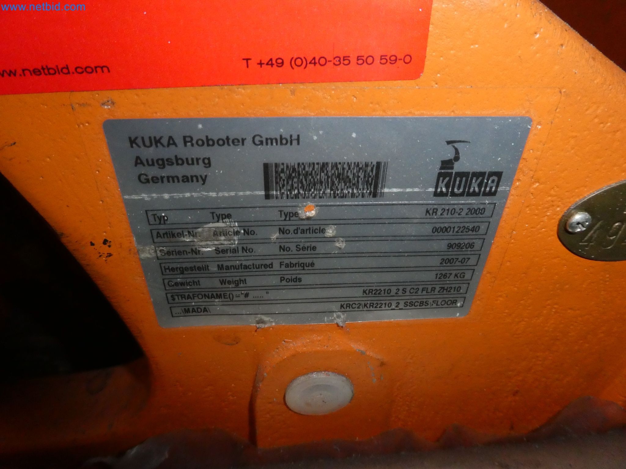 Robots, welding equipment and assembly accessories from the automotive industry-52