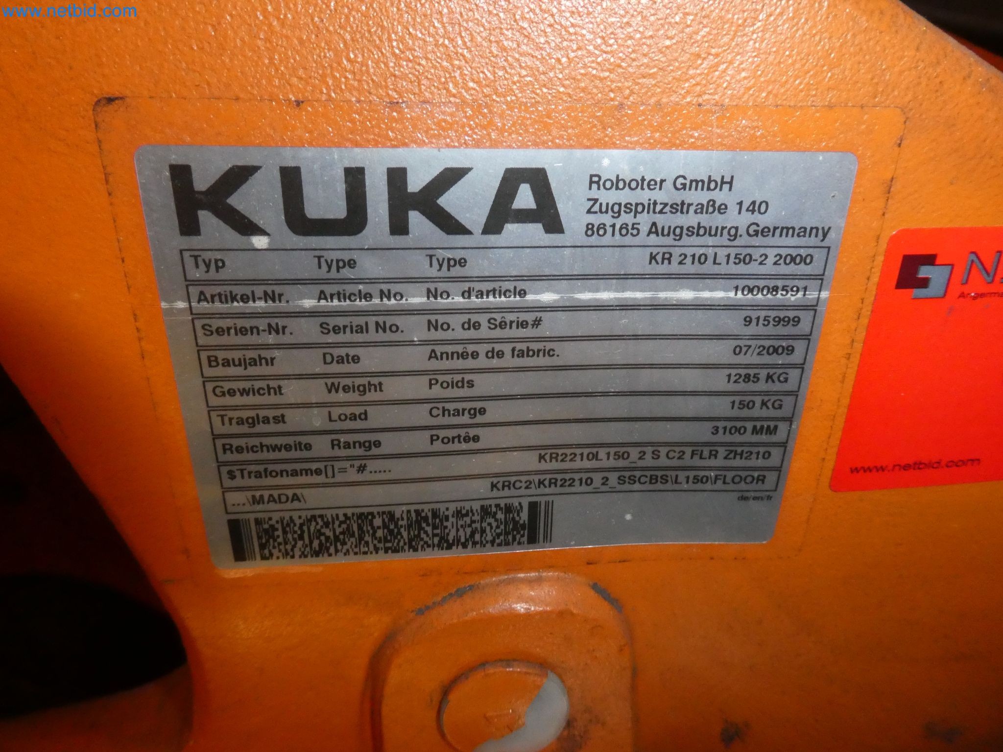 Robots, welding equipment and assembly accessories from the automotive industry-54