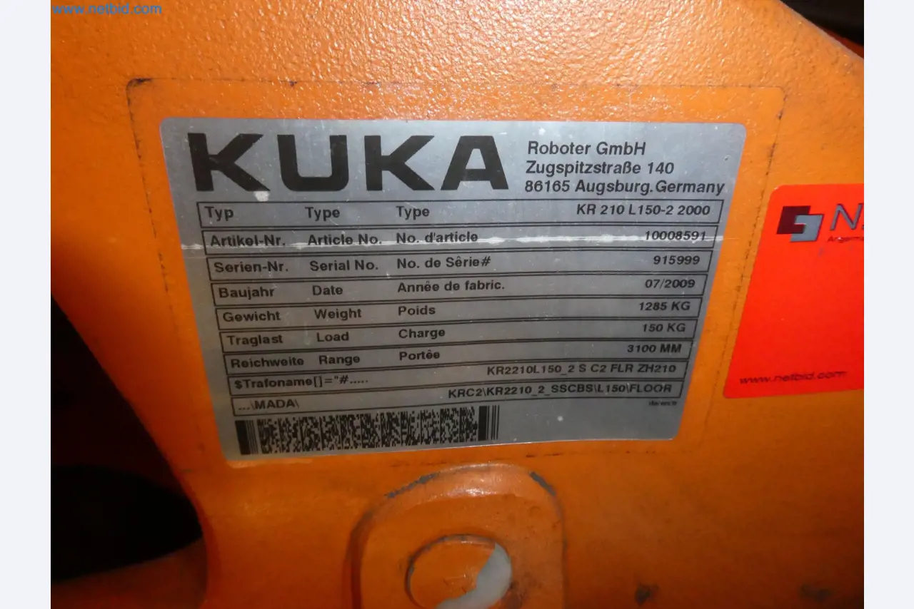 Robots, welding equipment and assembly accessories from the automotive industry-54