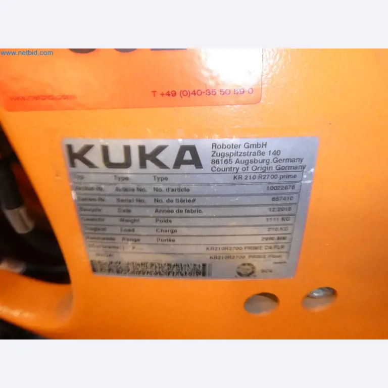 Robots, welding equipment and assembly accessories from the automotive industry-56