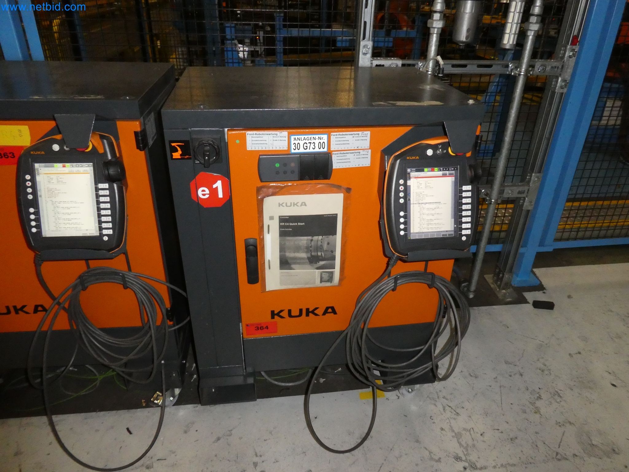 Robots, welding equipment and assembly accessories from the automotive industry-59