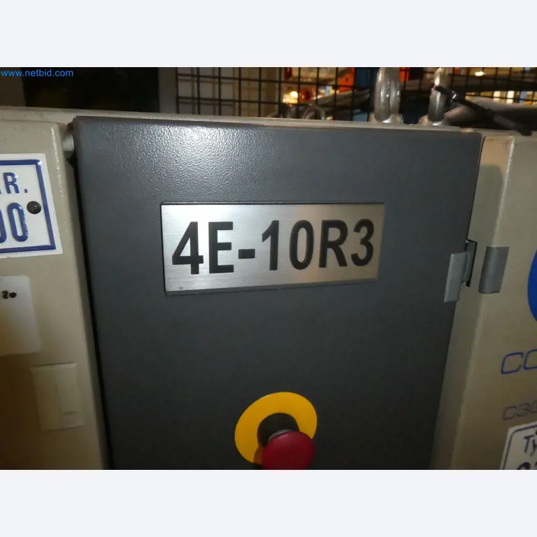 Robots, welding equipment and assembly accessories from the automotive industry-72