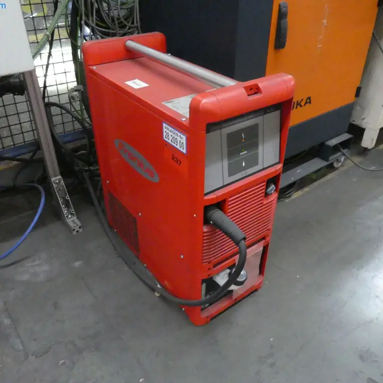 MIG/MAG welding machine Fronius Transplus Synergic 3200R