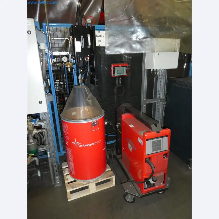 Robots, welding equipment and assembly accessories from the automotive industry-3