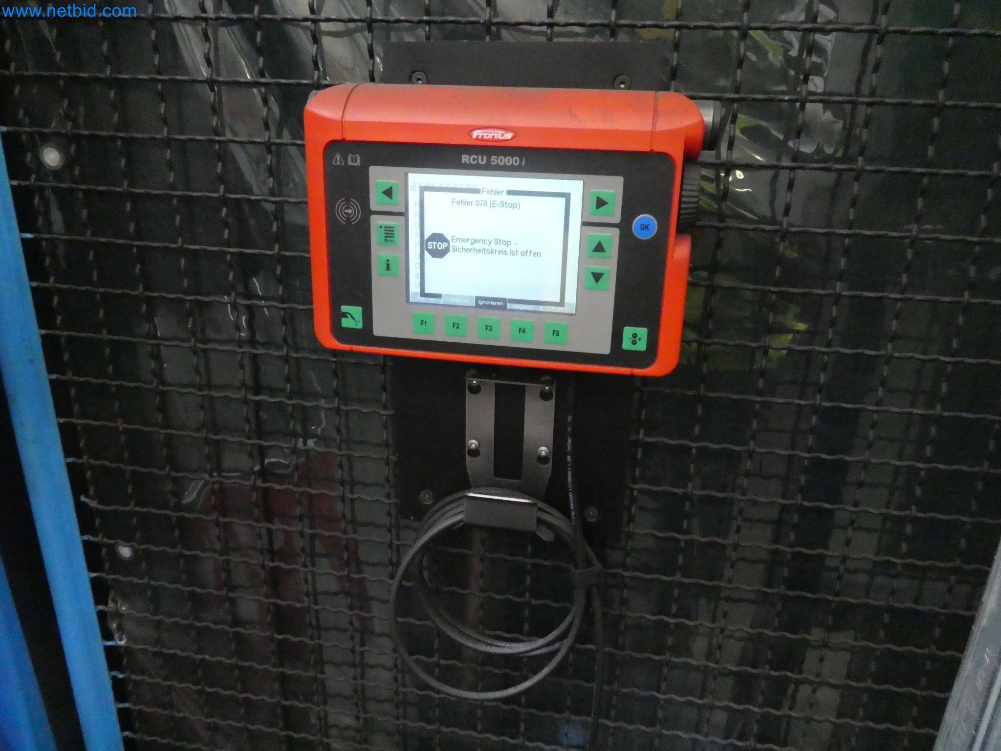 Robots, welding equipment and assembly accessories from the automotive industry-4