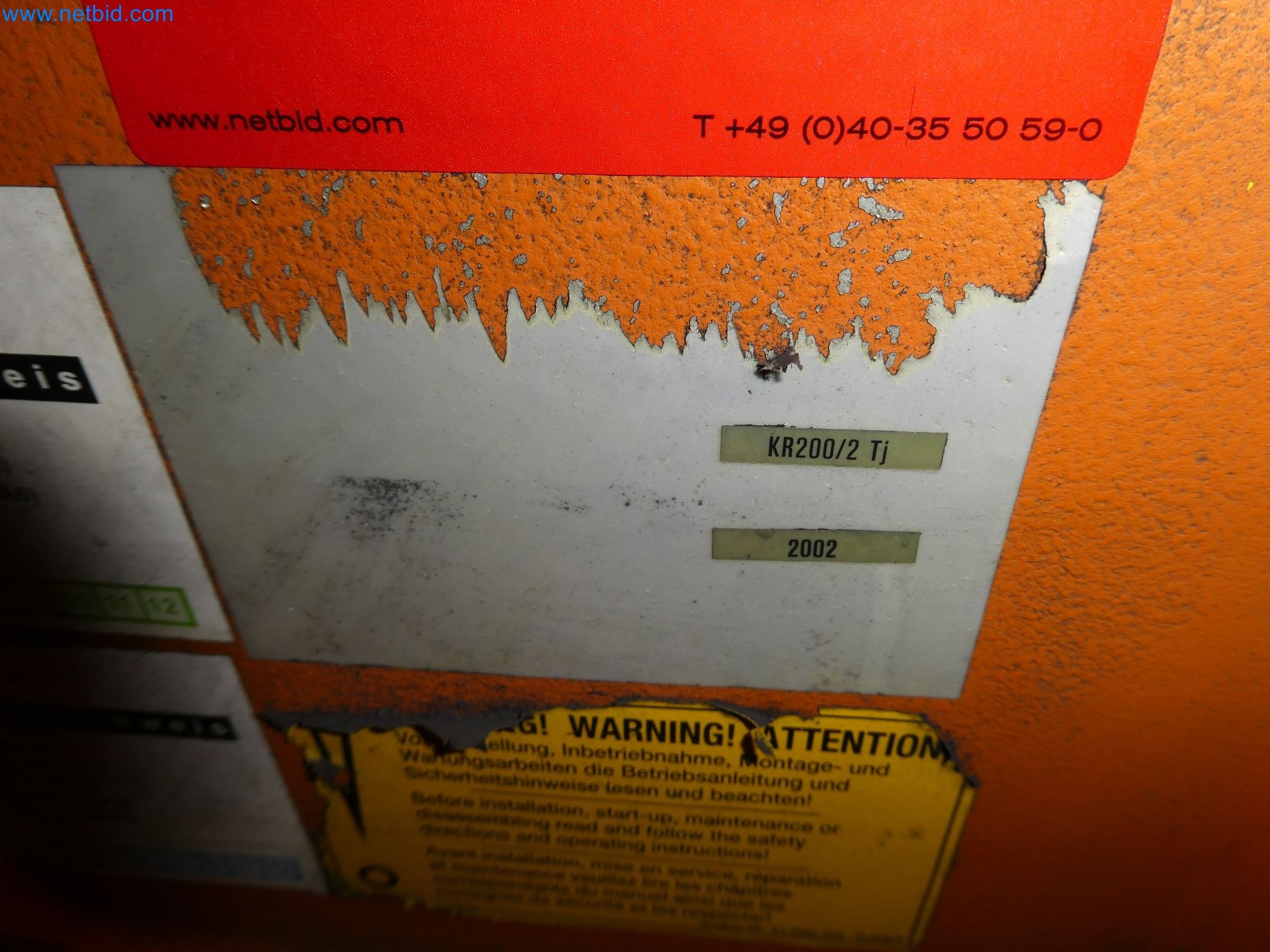 Robots, welding equipment and assembly accessories from the automotive industry-101