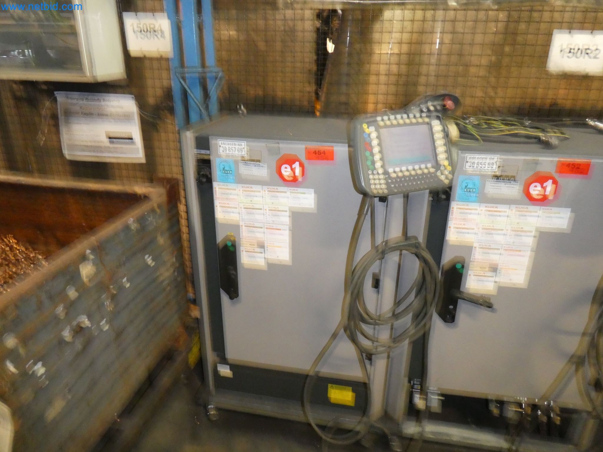 Robots, welding equipment and assembly accessories from the automotive industry-104