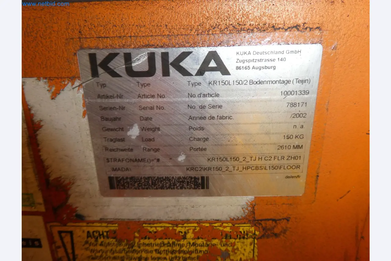 Robots, welding equipment and assembly accessories from the automotive industry-108