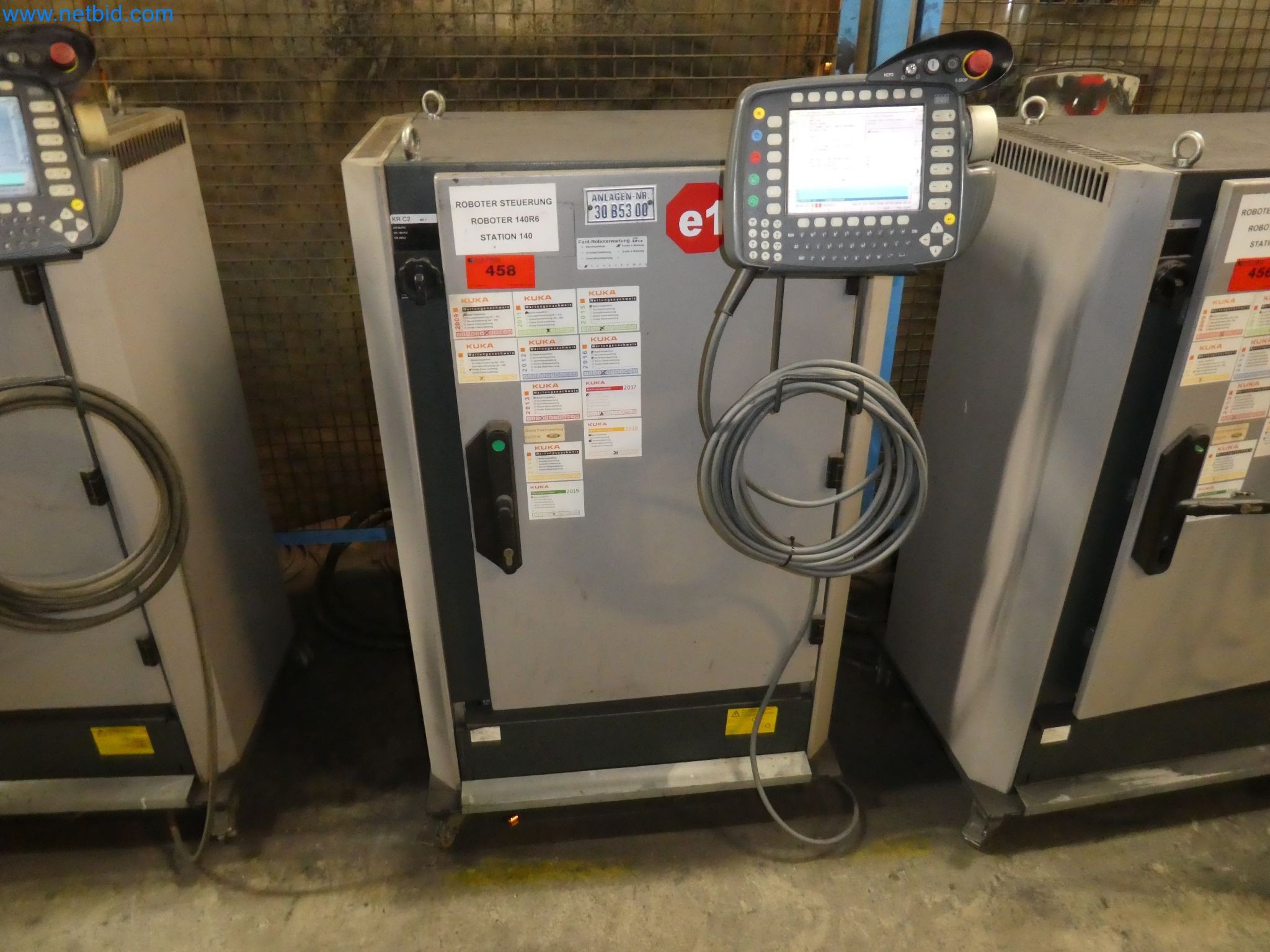 Robots, welding equipment and assembly accessories from the automotive industry-110