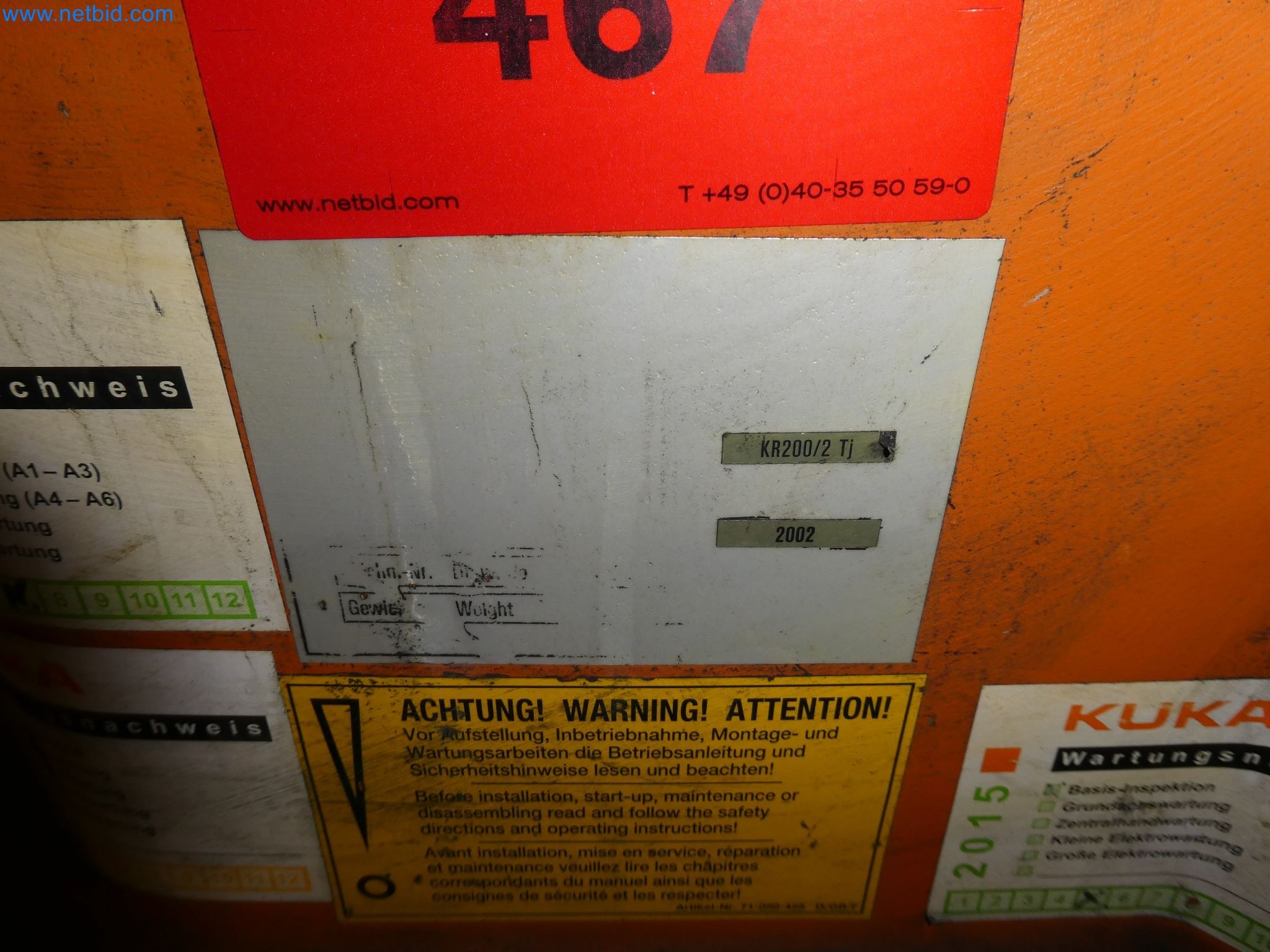 Robots, welding equipment and assembly accessories from the automotive industry-120