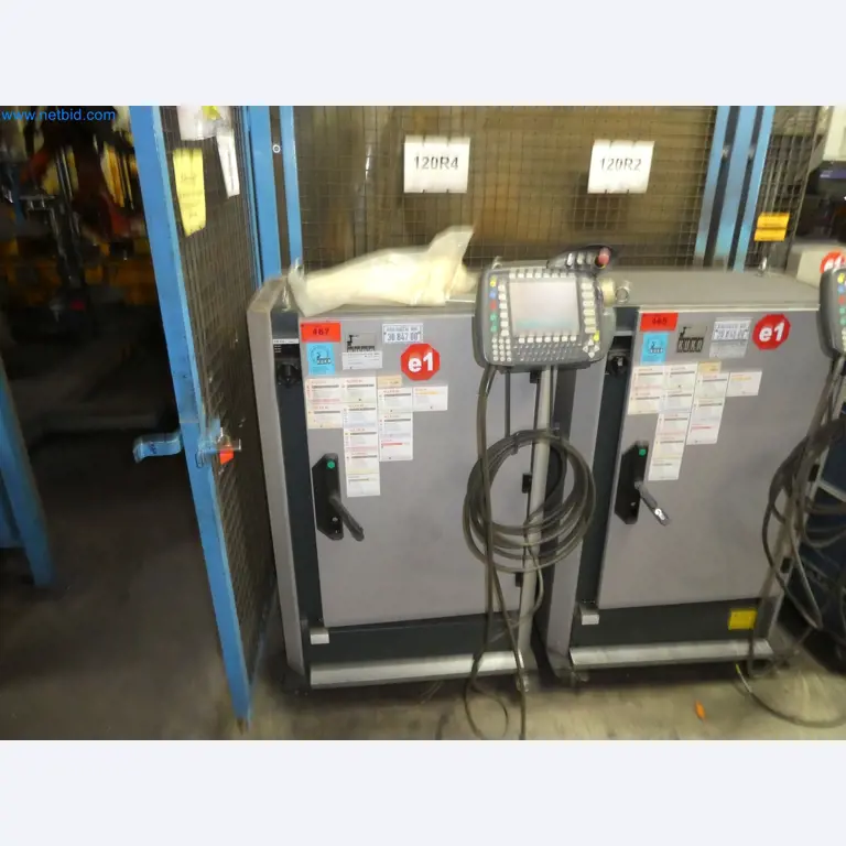 Robots, welding equipment and assembly accessories from the automotive industry-123