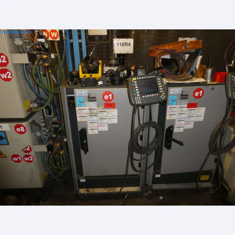 Robots, welding equipment and assembly accessories from the automotive industry-135