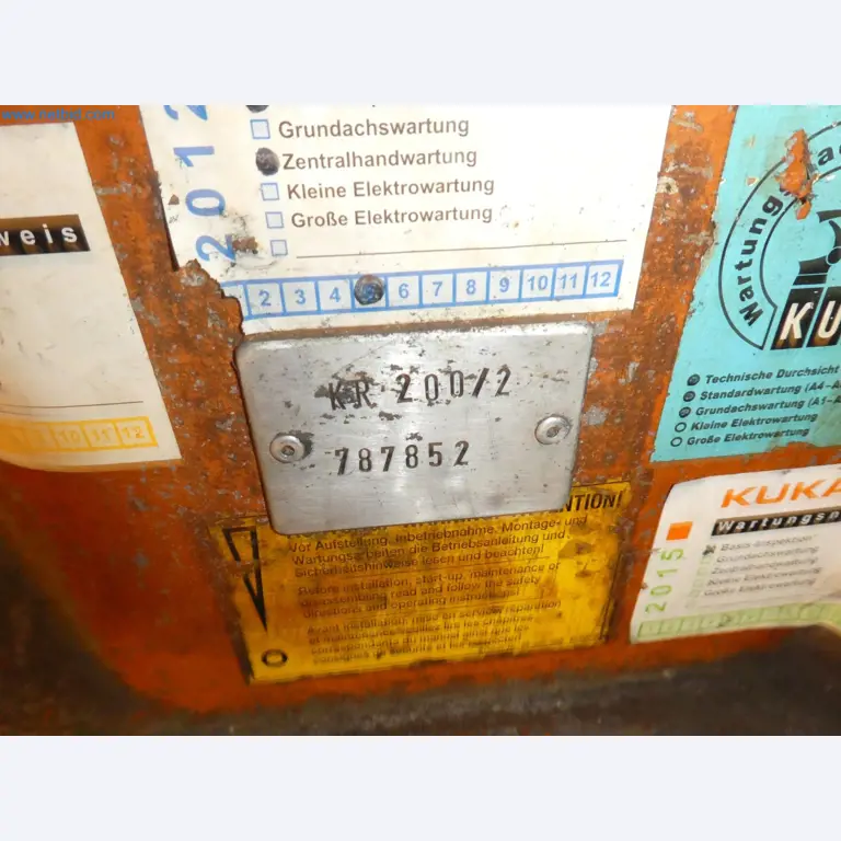 Robots, welding equipment and assembly accessories from the automotive industry-15