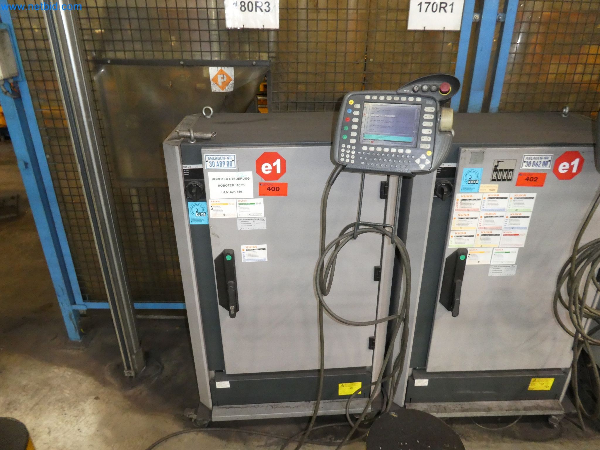 Robots, welding equipment and assembly accessories from the automotive industry-16