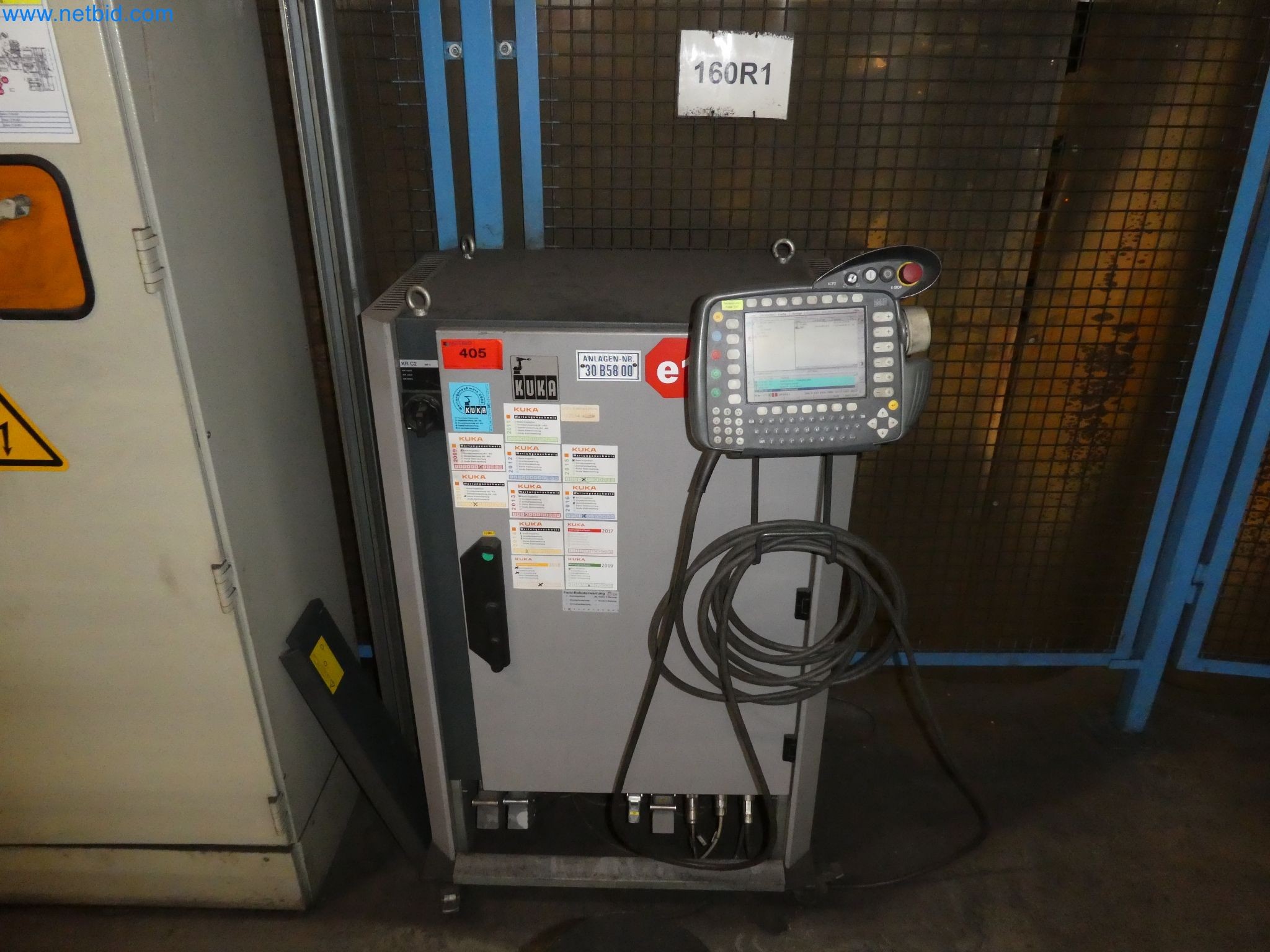 Robots, welding equipment and assembly accessories from the automotive industry-25