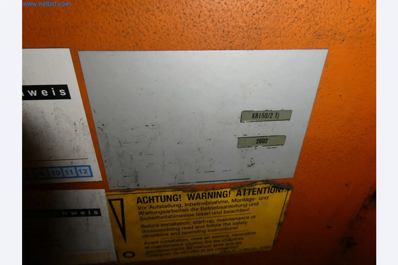 Robots, welding equipment and assembly accessories from the automotive industry-26