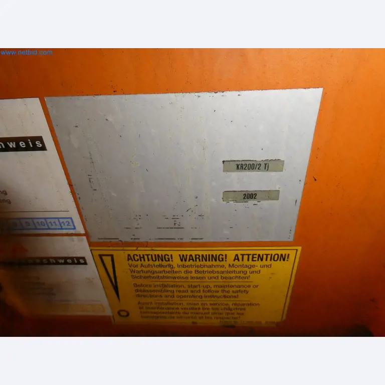 Robots, welding equipment and assembly accessories from the automotive industry-27