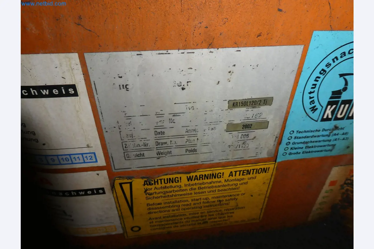 Robots, welding equipment and assembly accessories from the automotive industry-2