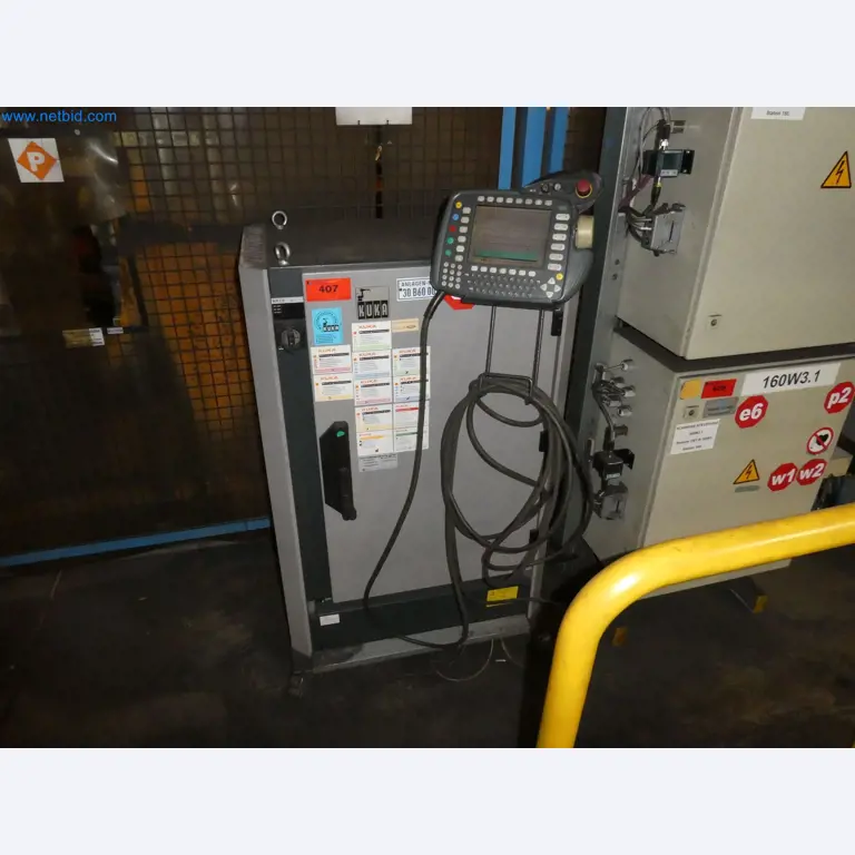 Robots, welding equipment and assembly accessories from the automotive industry-34