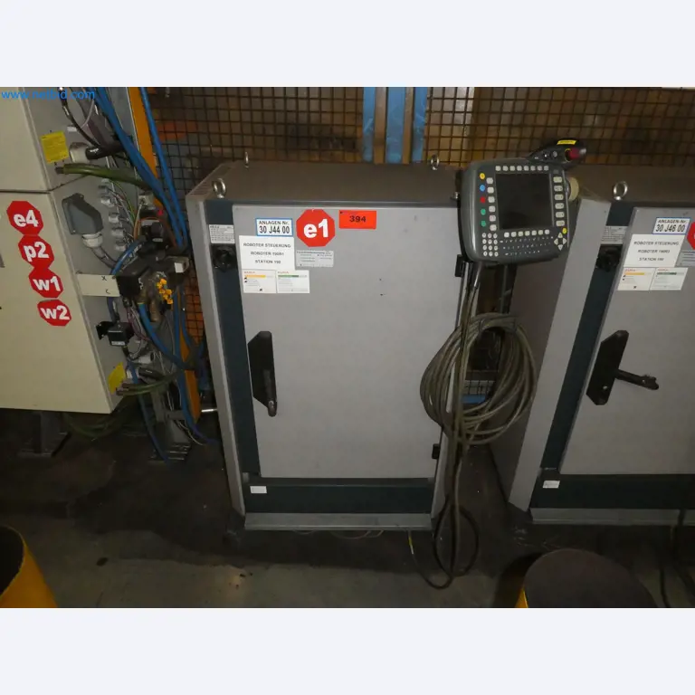 Robots, welding equipment and assembly accessories from the automotive industry-4