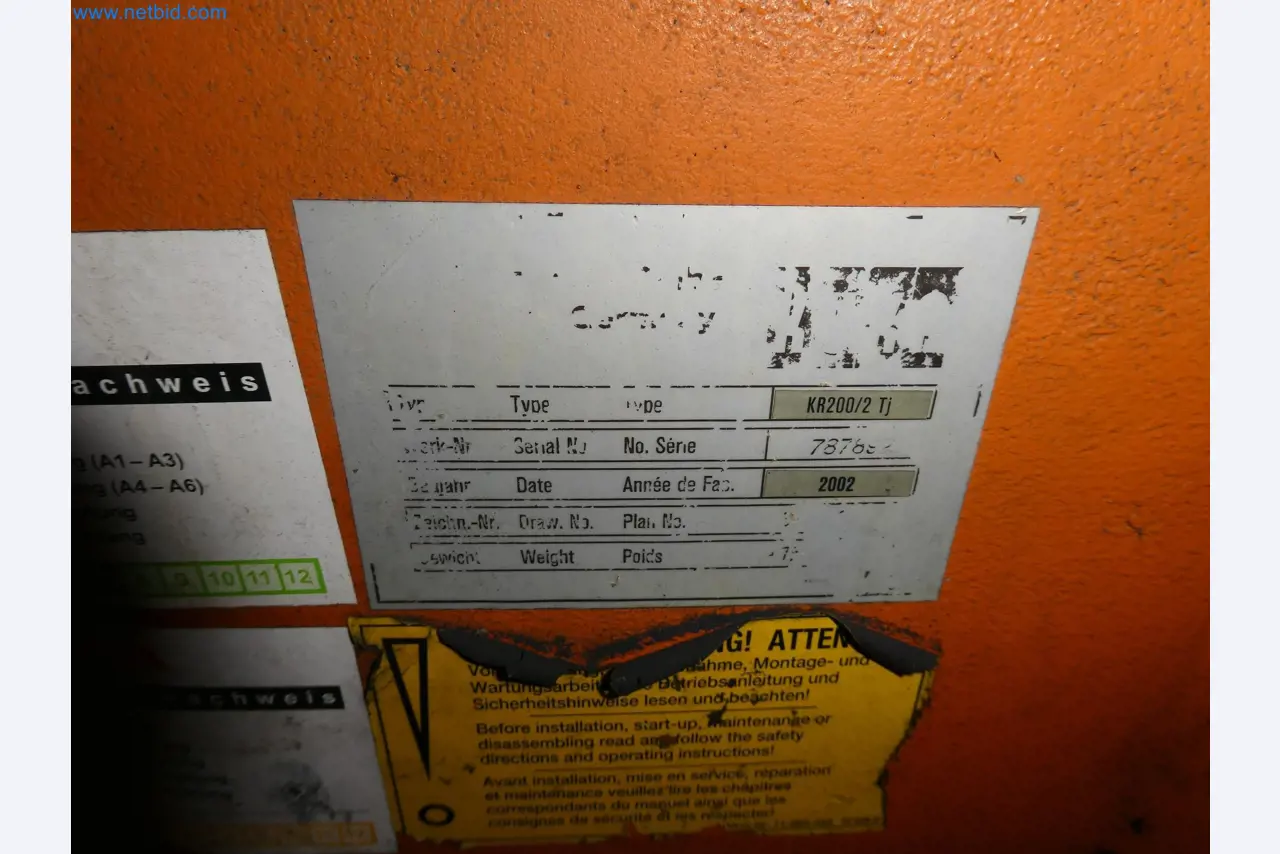 Robots, welding equipment and assembly accessories from the automotive industry-53