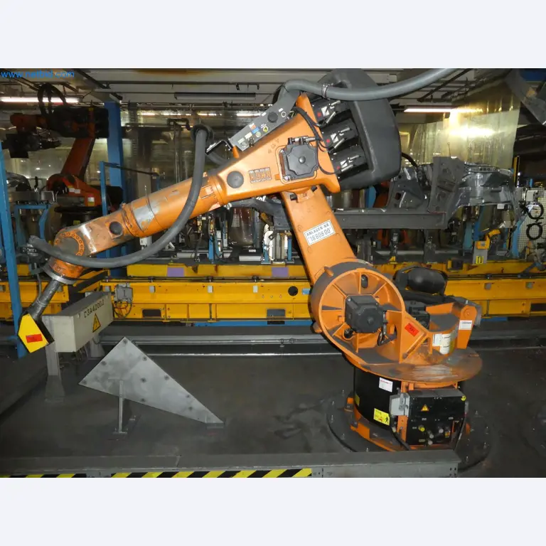 Robots, welding equipment and assembly accessories from the automotive industry-60
