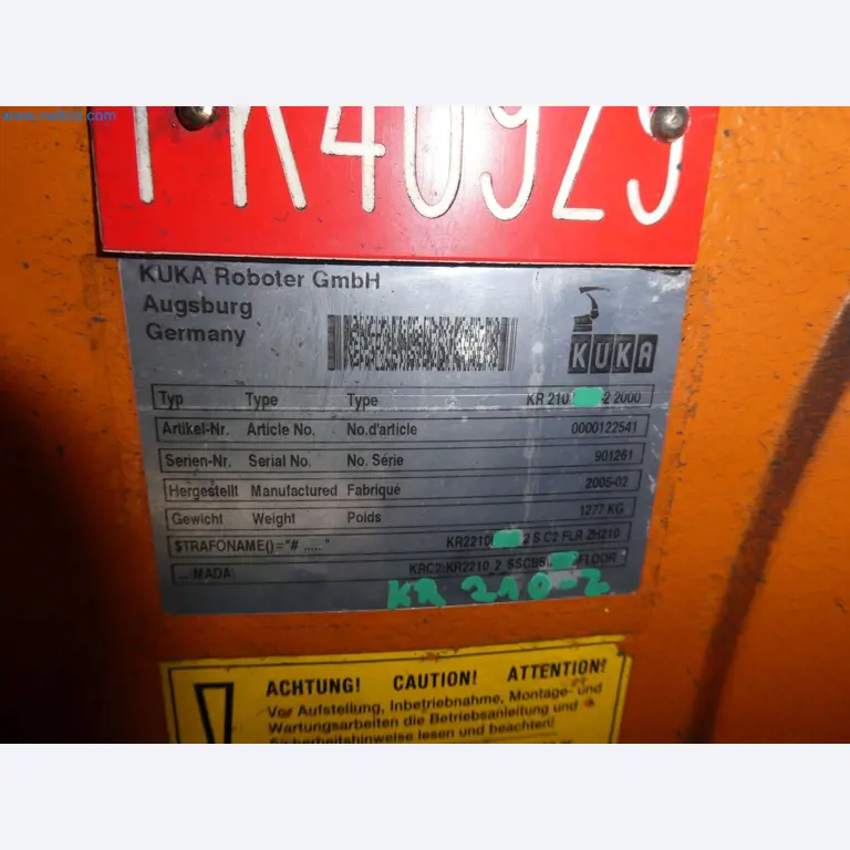 Robots, welding equipment and assembly accessories from the automotive industry-66