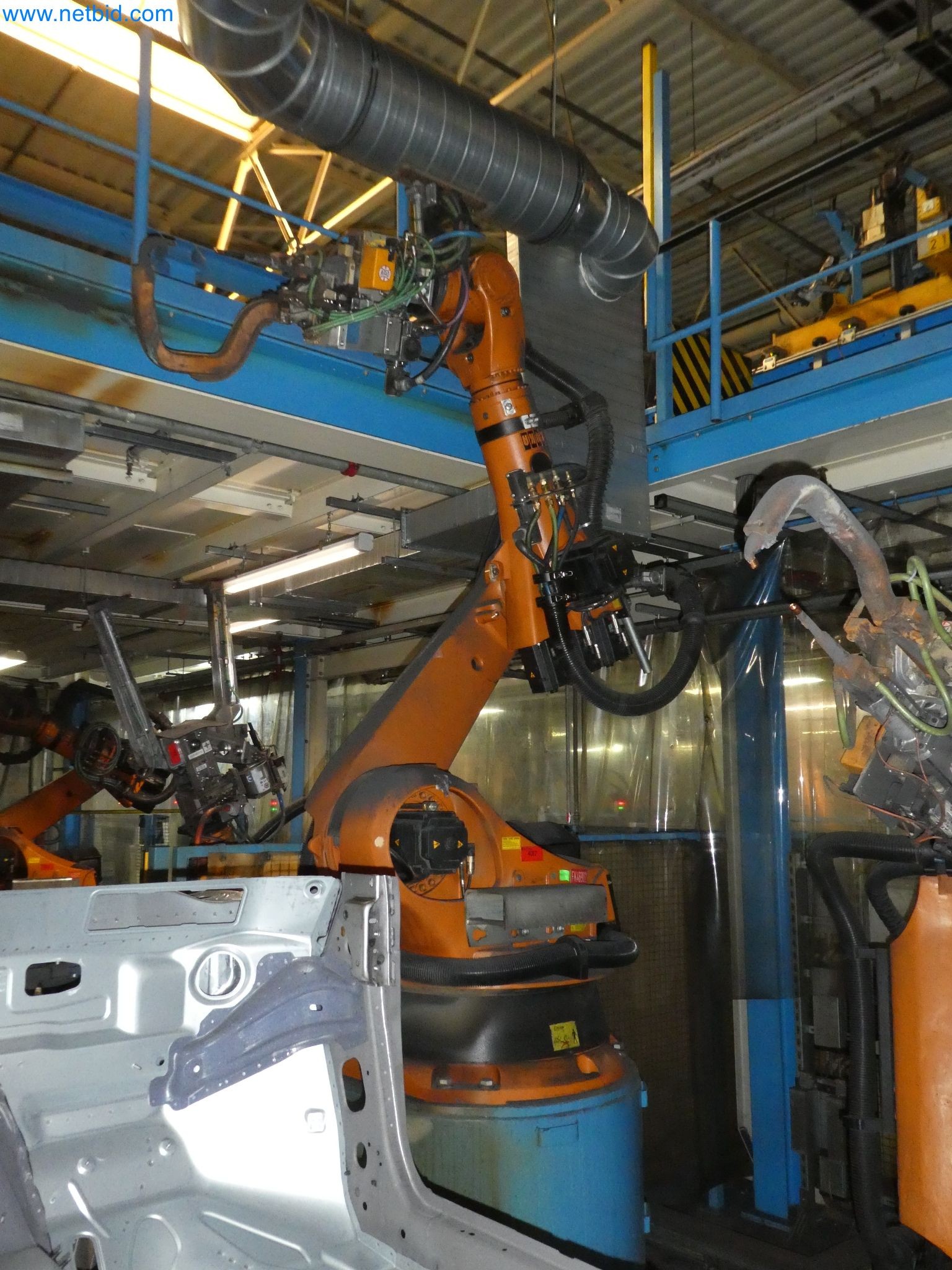 Robots, welding equipment and assembly accessories from the automotive industry-69